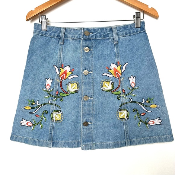 Dresses & Skirts - Boho Embroidered Floral Folk Art Western Cottagecore Button Up Denim Mini Skirt